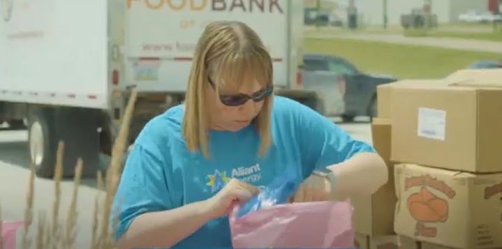 woman working at a food bank